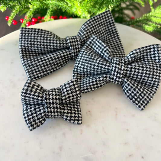 Winter Frost Bow Tie