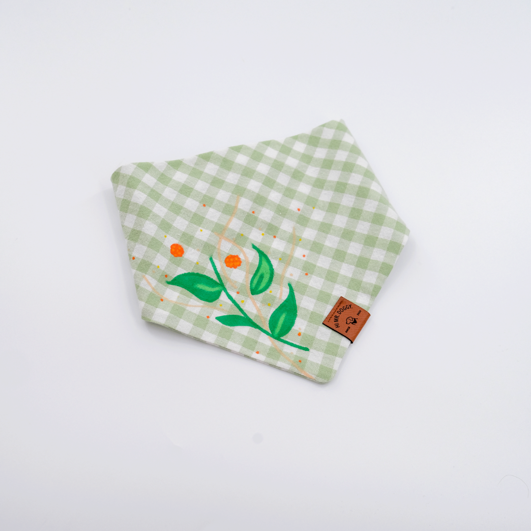 Bandana Green Checkered Little Plant - Image 3