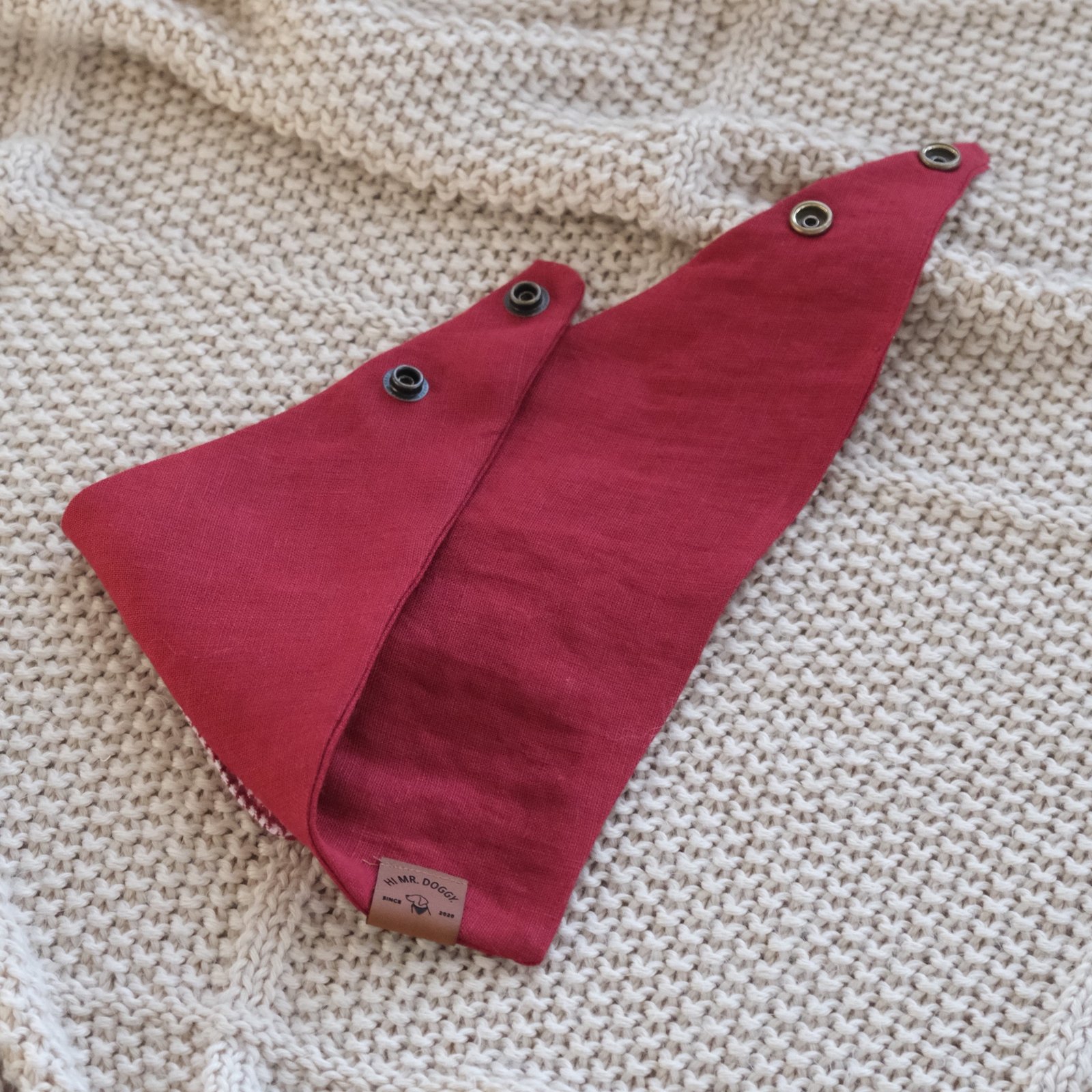 Redwine Bandana Holly Berries - Image 4