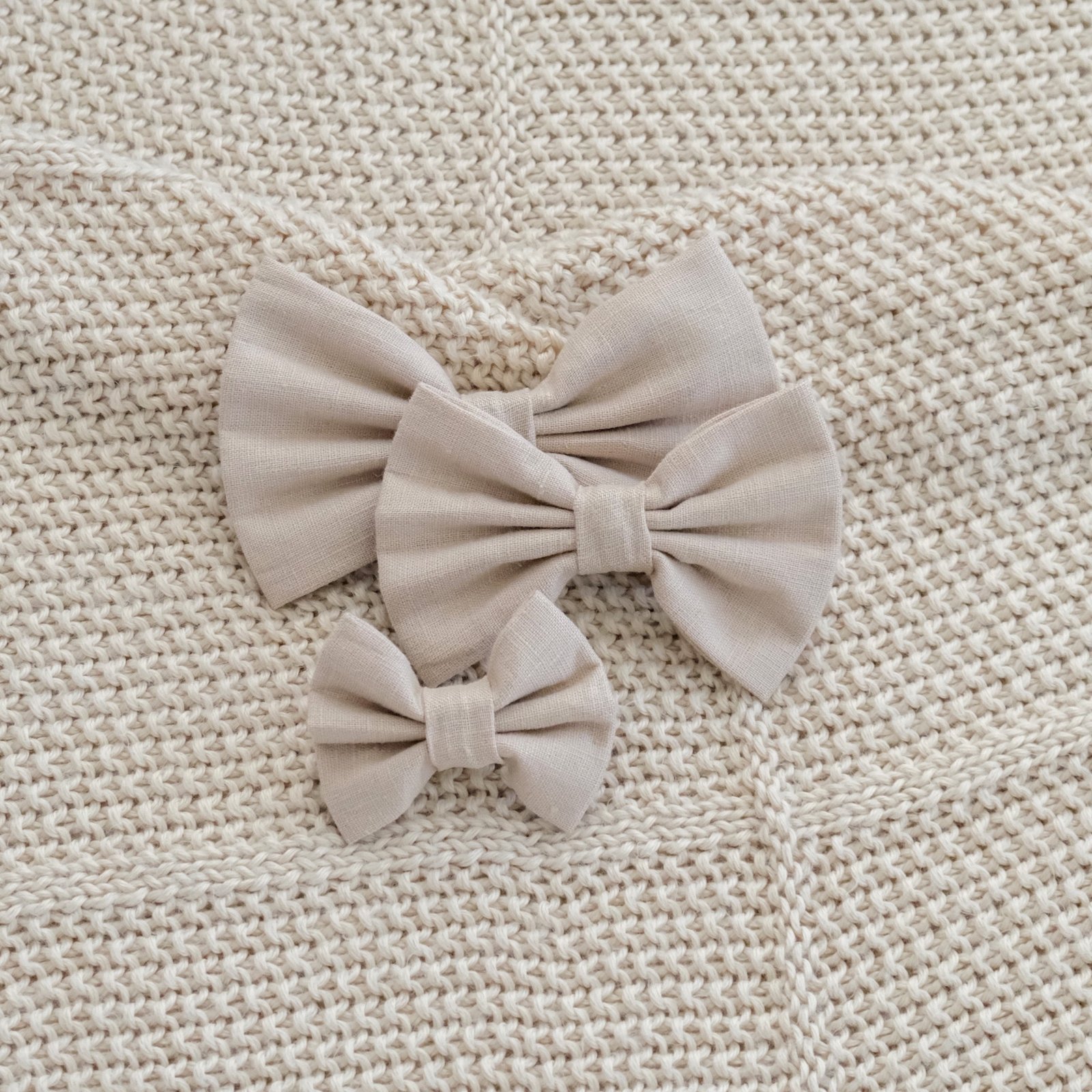 Cream Linen dog Bow Tie - Image 6